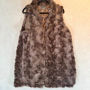 French Laundry- Women's Dark Brown Faux Fur Tunic Open Vest-Plus Size 1x- NWT